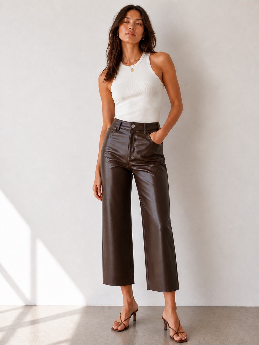 Wilfred Aritzia Melina Cropped Pant Brown Vegan Leather High Rise Size 4